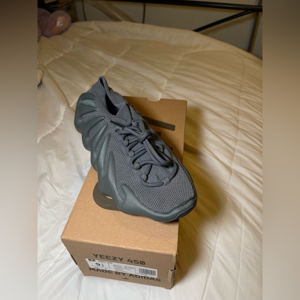 adidas Yeezy Men's Dark Gray Sneakers